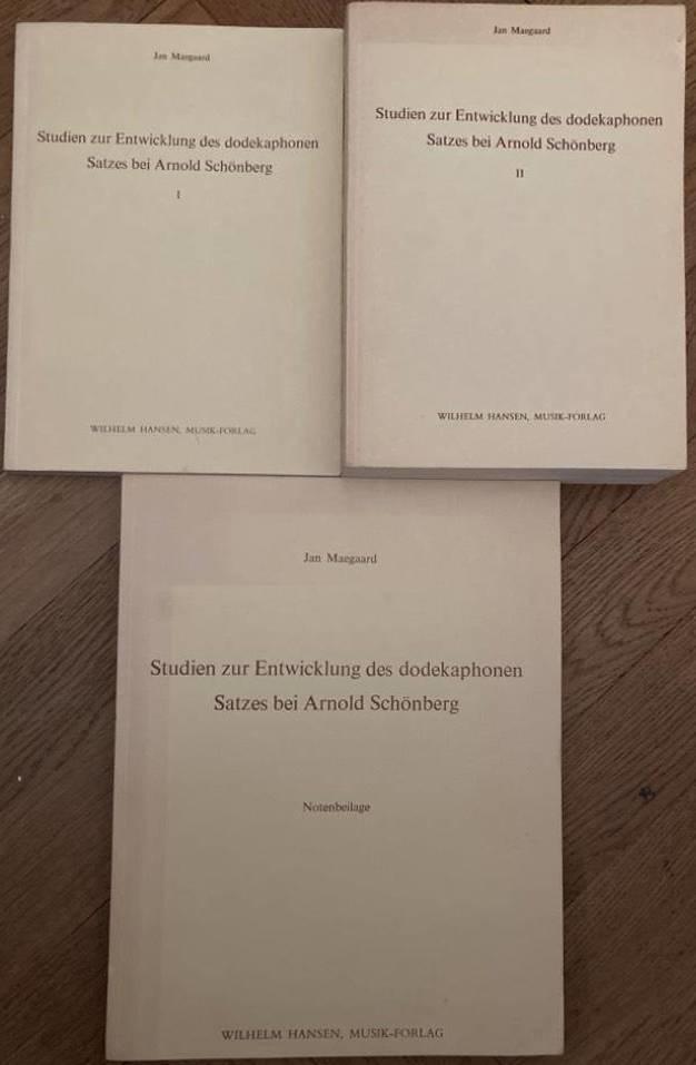 Studien zur Entwicklung des dodekaphonen Satzes bei Arnold Schönberg I-II + Notenbeilage