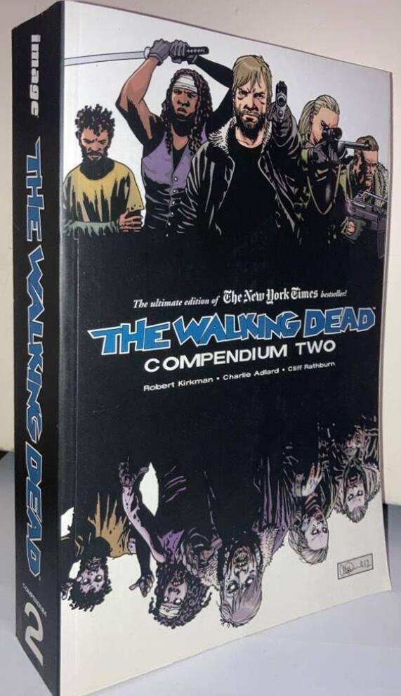 Walking dead compendium. Volume 2
