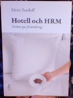 Hotell och HRM. Tecken på förändring  front-cover